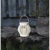 KAMACA LED SOLAR Laterne in Rattan OPTK mit Solar Panel und integrierter LED Leuchte Solarleuchte mit warmweisser LED Kerze flackernd Outdoor (Weiss)